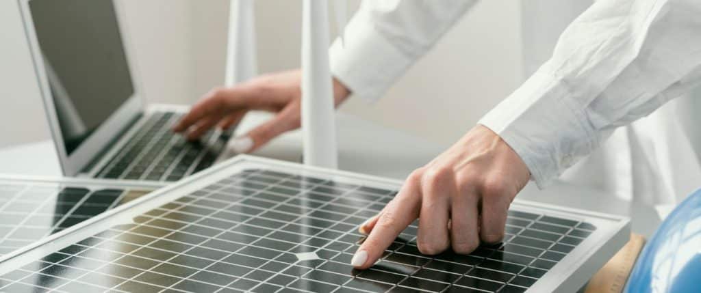 Introducción a PVsyst: software clave para el diseño de sistemas solares fotovoltaicos